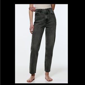ZARA ZW the 90s mom fit jeans